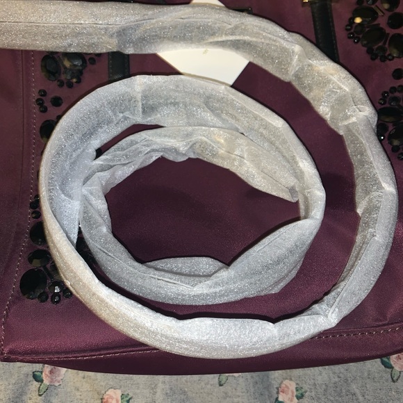 Kate Spade Purse - Picture 3 of 7